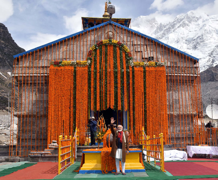 PM Modi in Kedarnath Temple 