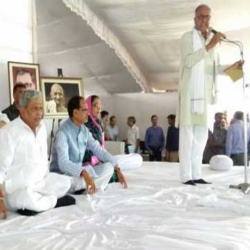    Amid Farmer Protests In Madhya Pradesh, Chief Minister Shivraj Singh Chouhan To Fast