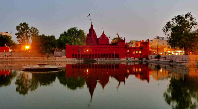 The holy city Varanasi in picture
