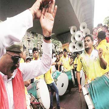 Sound equipment vendors in Mumbai claim business hit by loudspeaker norms