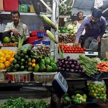 India's wholesale inflation hardens to six-month high of 3.59%; onion, veggies costlier