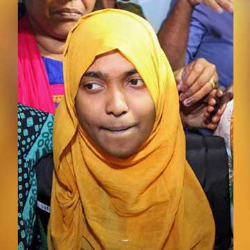 I asked for freedom but I am not free to meet man i love, college is 'Prison', says Akhila alias Hadiya 