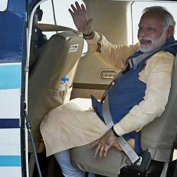 PM Modi flies in seaplane on last day of campaign before polls