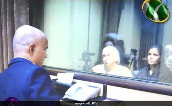 Kulbhushan Jadhav reunion: Mother, wife meet him at Foreign Office in Islamabad
