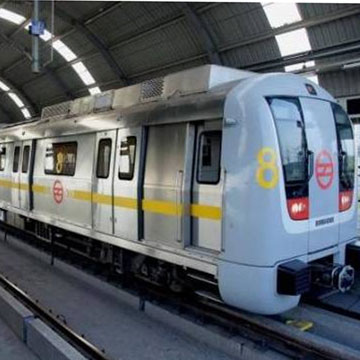 Major Delhi markets shut as traders down shutters against sealing
