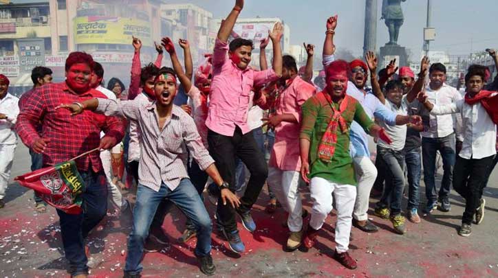 BJP stumped by opposition: Loses Gorakhpur and Phulpur to SP-BSP, Araria to RJD