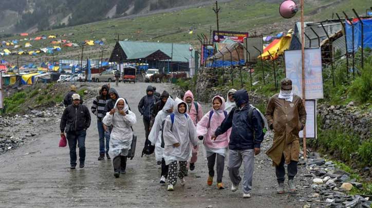 Amarnath Yatra remains suspended due to bad weather