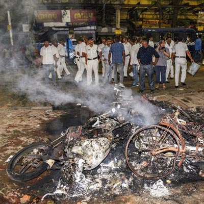 EC cuts short phase seven campaigning in West Bengal after Kolkata violence
