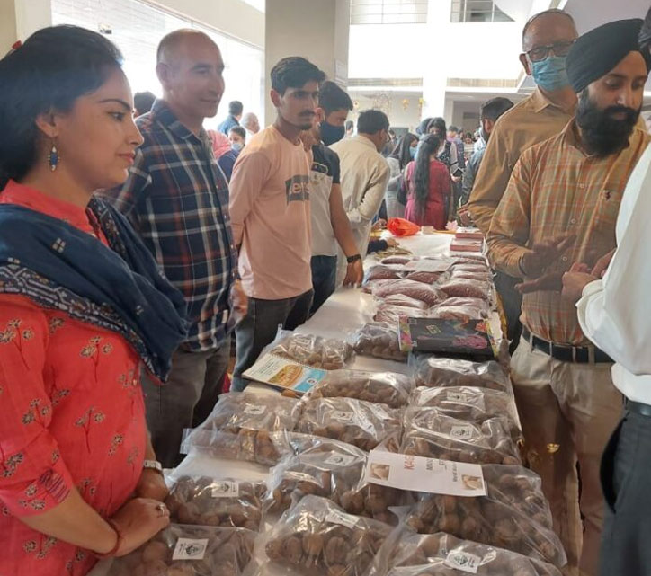 NCDC promotes SKUAST Jammu led FPO cooperatives products to do brisk business in Diwali Mela 