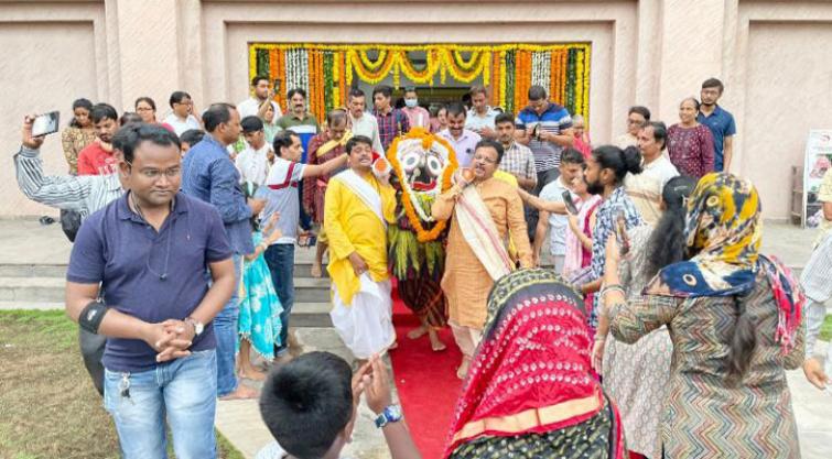 Gujarat's Adalaj Temple Hosts Bahuda Yatra