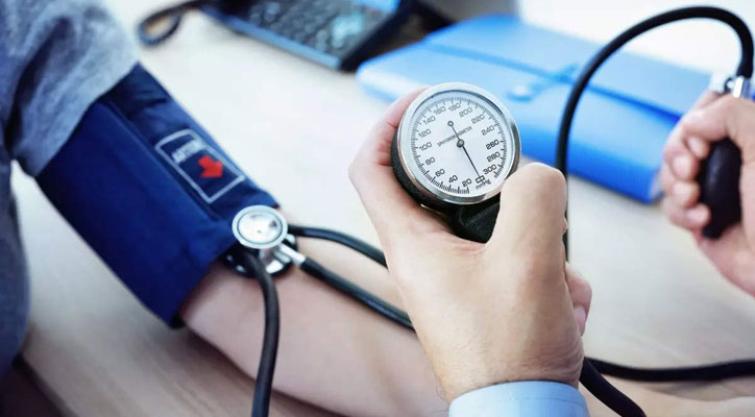 High blood pressure in winter: Possible reasons and ways to manage