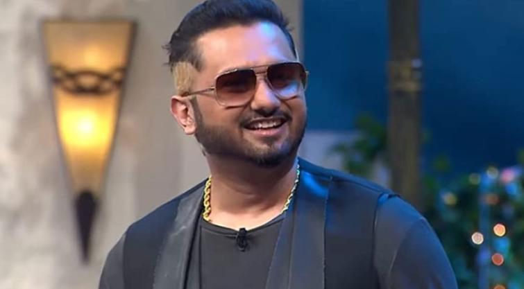 Yo Yo Honey Singh Flaunts Chiselled Body in This Throwback 