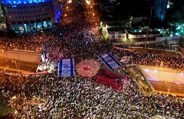 The biggest street protests in Israel's history, hundreds of thousands gathered against judicial reform