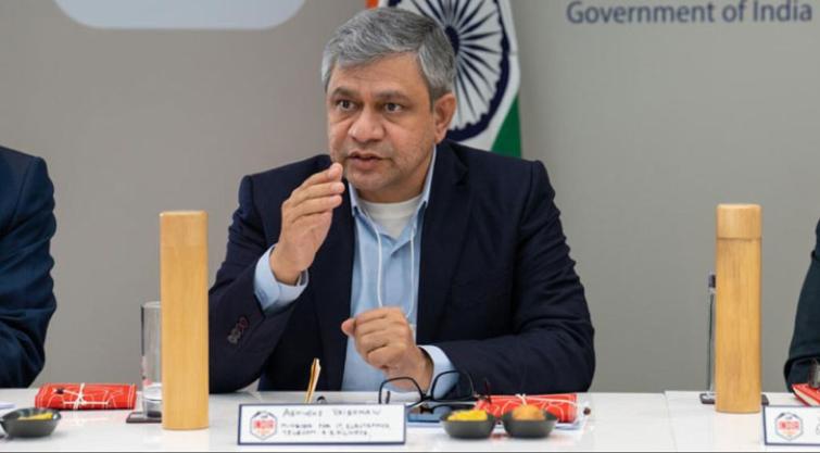 Railway Minister Ashwini Vaishnaw Visits Delhi DRM Office