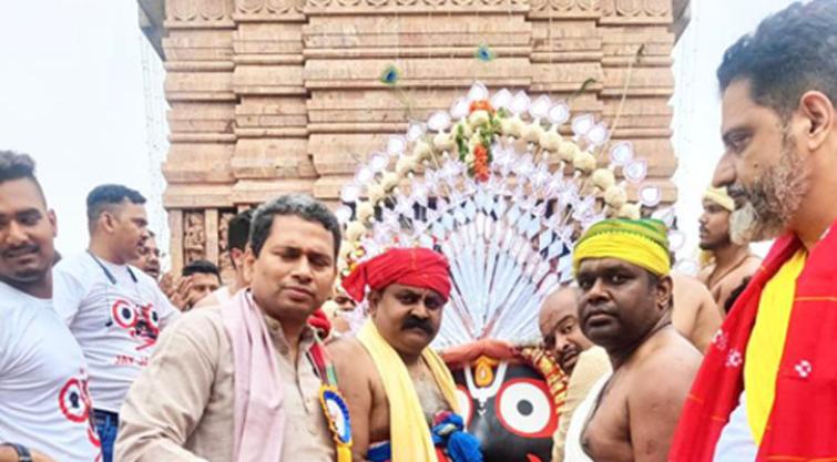 Bengaluru Jagannath Temple Celebrates Car Festival 