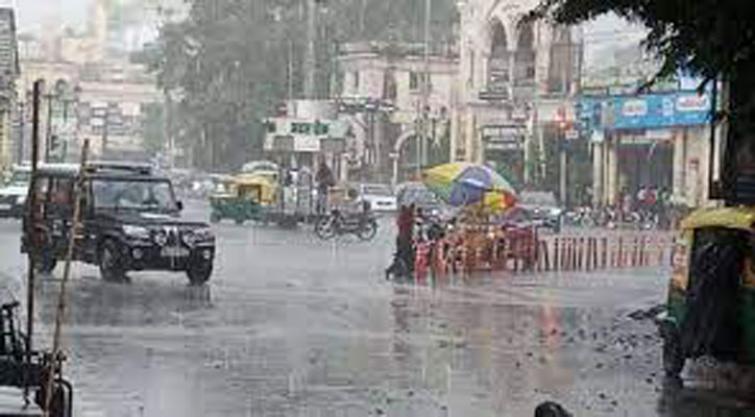 UP: All Schools Closed Till Class 12 In Lucknow Due To Heavy Rains