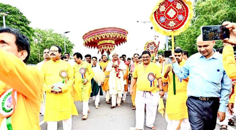 Vizag Jagannath Temple Celebrates Car Festival with Grandeur