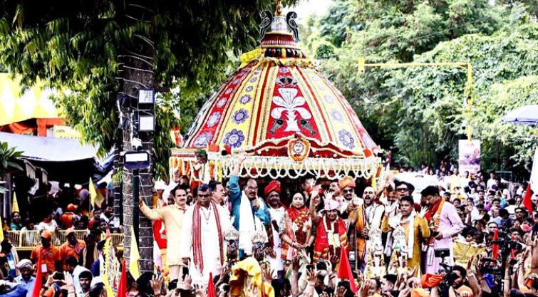 New Delhis Hauz Khas Temple Celebrates 47th Car Festival with Grandeur