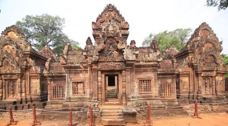 Why are Thailand and Cambodia clashing over an 11th-century Shiva temple?