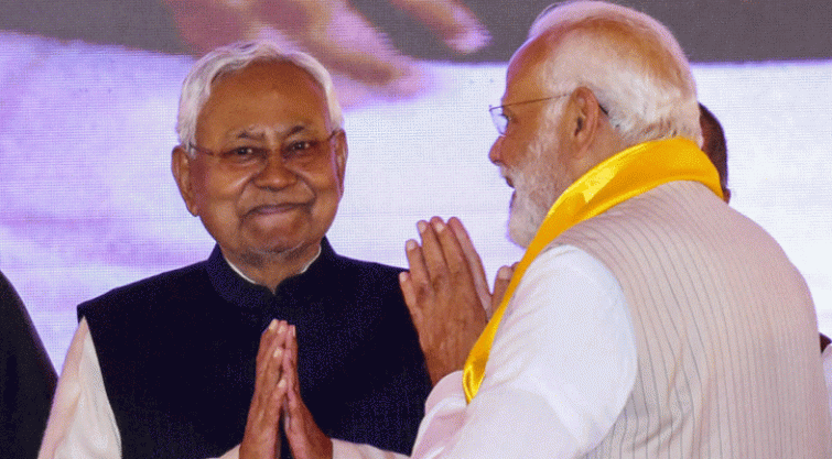PM Modi slams RJD, Congress; endorses Nitish Kumar as NDA's CM face in Bihar PM Modi slams RJD, Congress; endorses Nitish Kumar as NDA's CM face in Bihar